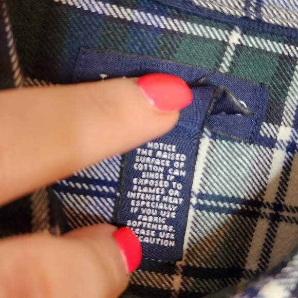 Lands' End Tartan Plaid Flannel long sleeve button down shirt. Men's size XL. - Picture 10 of 13